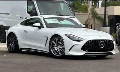 2026 Mercedes-Benz AMG GT GT63