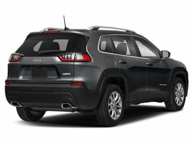 2022 Jeep Cherokee — a typically priced live listing