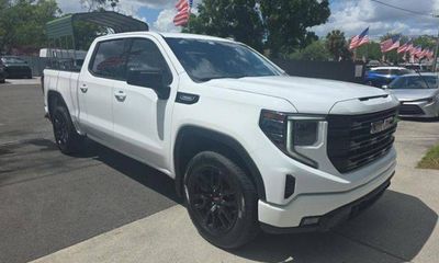 2024 GMC Sierra Elevation
