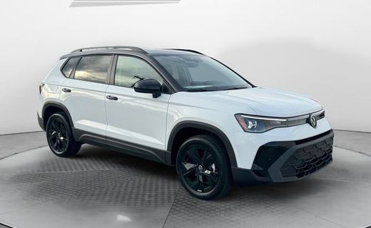 2026 Volkswagen Taos SE Black