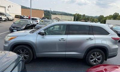 2014 Toyota Highlander Base