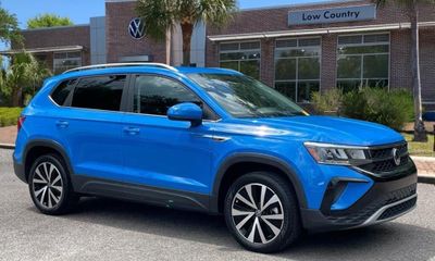 2022 Volkswagen Taos SE