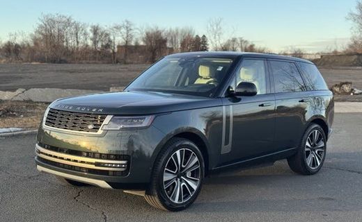 2026 Land Rover Range SE