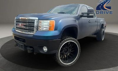 2012 GMC Sierra Denali