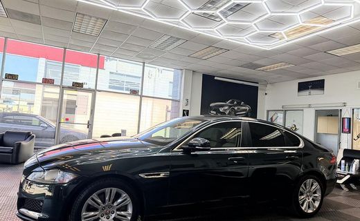 2016 Jaguar XF Premium