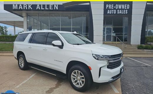 2024 Chevrolet Suburban LT