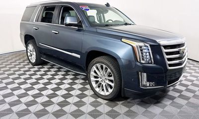 2020 Cadillac Escalade Luxury