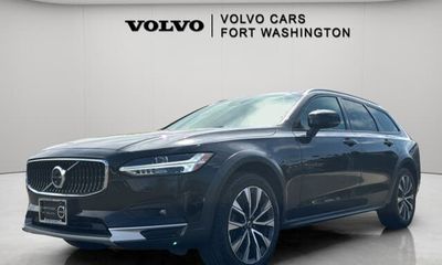 2024 Volvo V90CC Plus