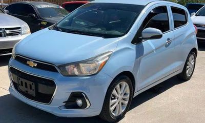 2016 Chevrolet Spark 2LT