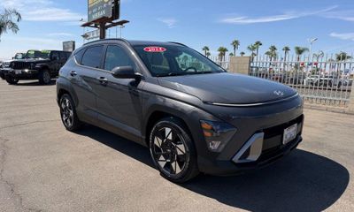 2024 Hyundai Kona SE