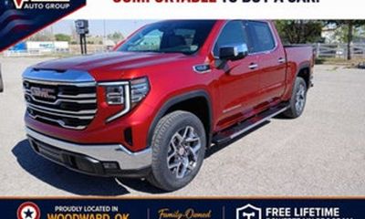 2024 GMC Sierra SLT