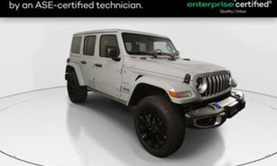 2024 Jeep Wrangler Sahara 4XE