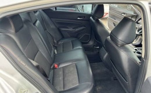 2019 Nissan Altima SR