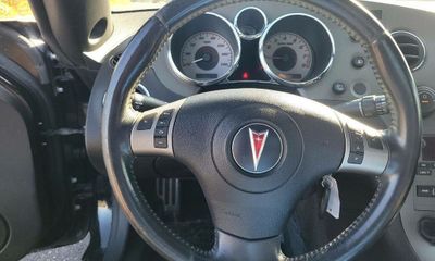 2007 Pontiac Solstice Base