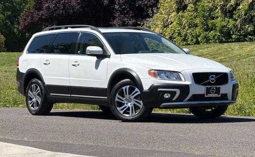 2015 Volvo XC70 Premier R