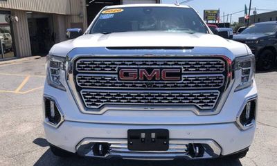 2020 GMC Sierra Denali