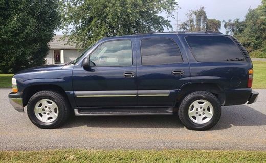 2004 Chevrolet Tahoe LS
