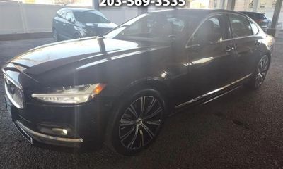 2023 Volvo S90 Plus Bright With