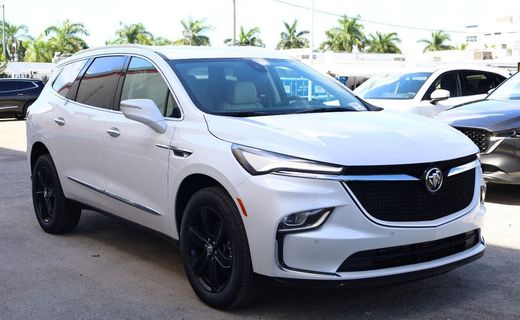 2024 Buick Enclave Essence