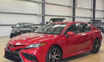 2021 Toyota Camry SE