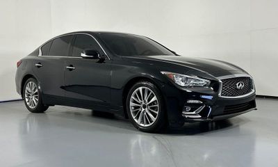 2023 Infiniti Q50 Luxe