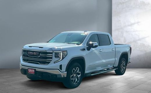 2026 GMC Sierra SLT