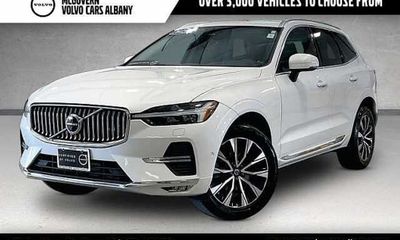 2023 Volvo XC60 Plus Bright