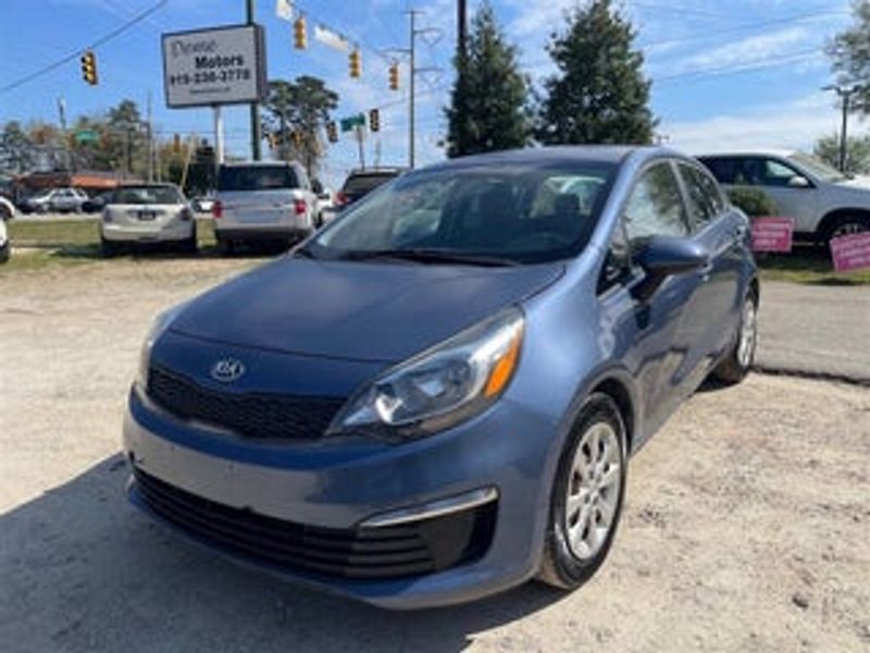 2014 Kia RIO — a typically priced live listing