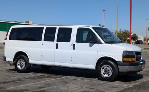 2018 GMC Savana LT EXT