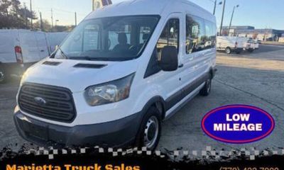 2016 Ford Transit SRW Medium Roof