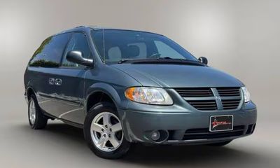 2005 Dodge Caravan grand SXT