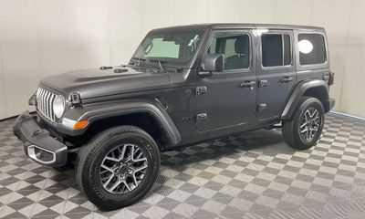 2025 Jeep Wrangler Sahara