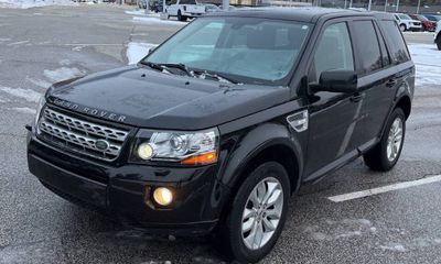 2014 Land Rover LR2 Base HSE US