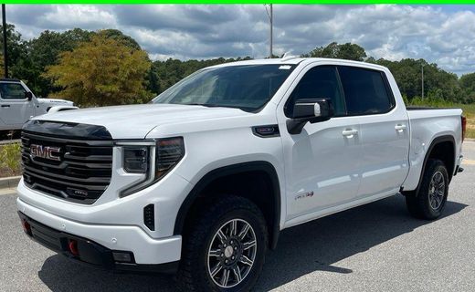 2025 GMC Sierra AT4