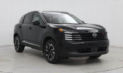 2025 Nissan Kicks MPV SR
