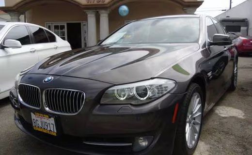 2011 BMW 535I