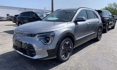 2023 Kia Niro Wave
