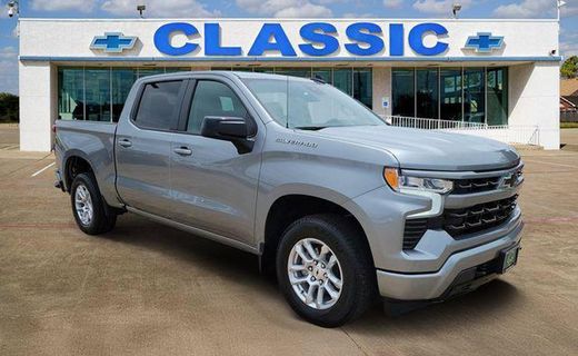 2026 Chevrolet Silverado RST