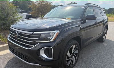 2024 Volkswagen Atlas SE