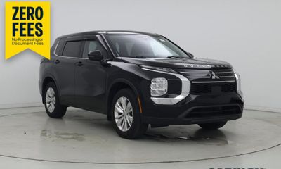 2025 Mitsubishi Outlander ES