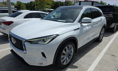 2022 Infiniti QX50 Luxe
