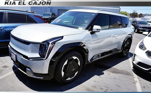 2024 Kia EV9 Land