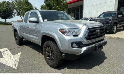 2022 Toyota Tacoma SR5