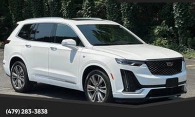 2023 Cadillac XT6 Premium Luxury