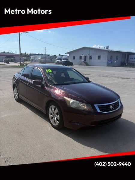 2010 Honda Accord — a typically priced live listing