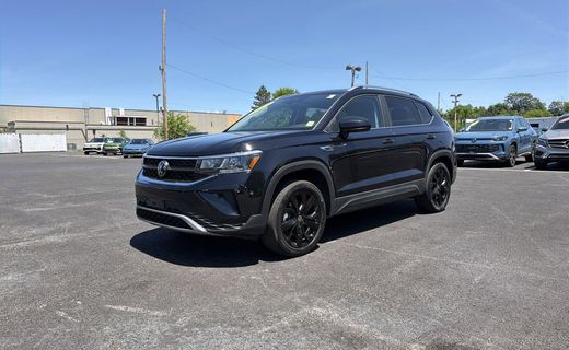 2023 Volkswagen Taos 4MOTION SE
