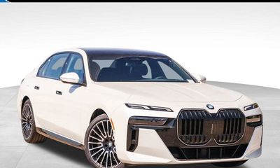2026 BMW 740i