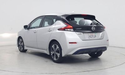 2022 Nissan Leaf SV