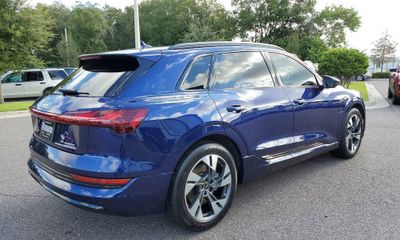 2022 Audi E-Tron Quattro Premium