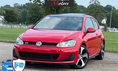 2016 Volkswagen Golf GTI 2 0T Base